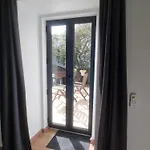 Comfortable Rustic House With Spacious Garden Near The فيلة