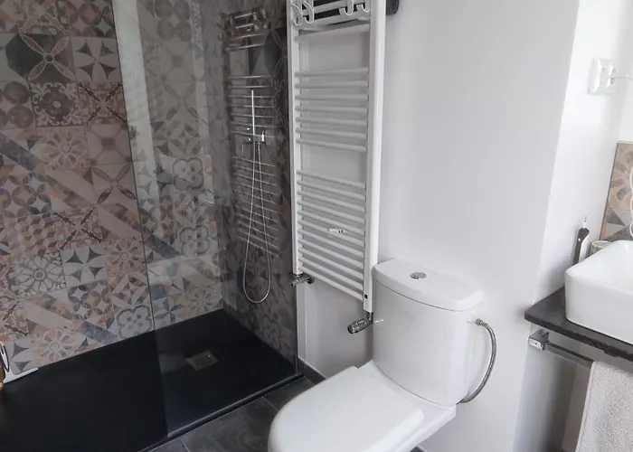 Comfortable Rustic House With Spacious Garden Near The * フィゲイラ・ダ・フォズ